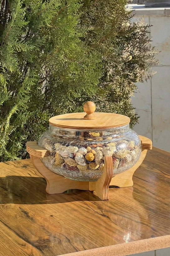 شکلات خوری آبگز کویین پایه چوبی